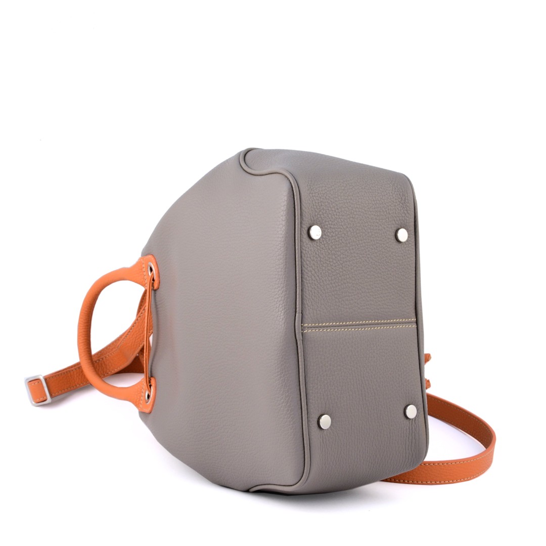 base borsa secchiello pelle con piedini protettivi in metallo