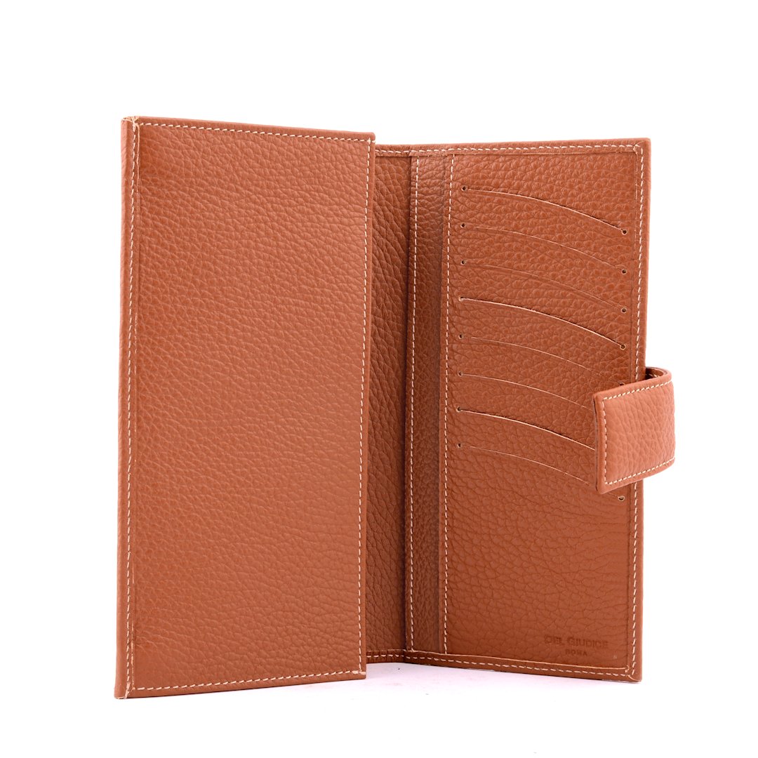 Women’s leather wallet with 8 card slots and bill compartment