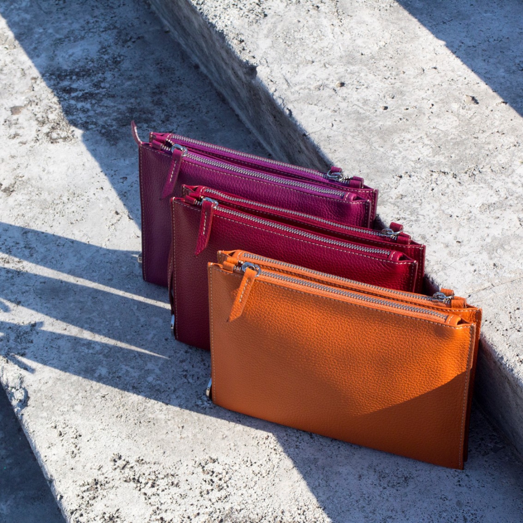Double Zipper Crossbody Bags Susan in Magenta, Cherry and Orange on our photoshoot in EUR