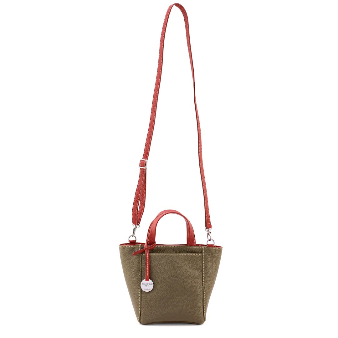 Simona XS - View with shoulder strap